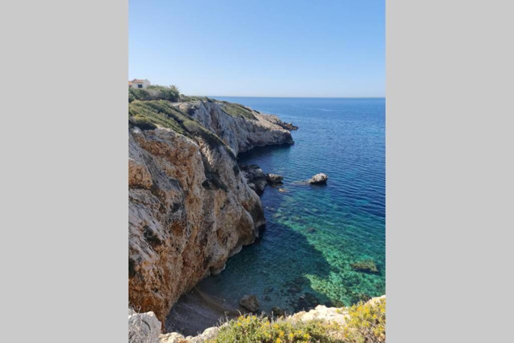 Superbe En Résidence Avec Piscine à 100 Mètres De La Mer. * La Ciotat